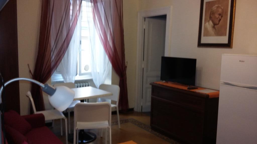 I Tre Pupazzi Bed & Breakfast Rome Exterior photo