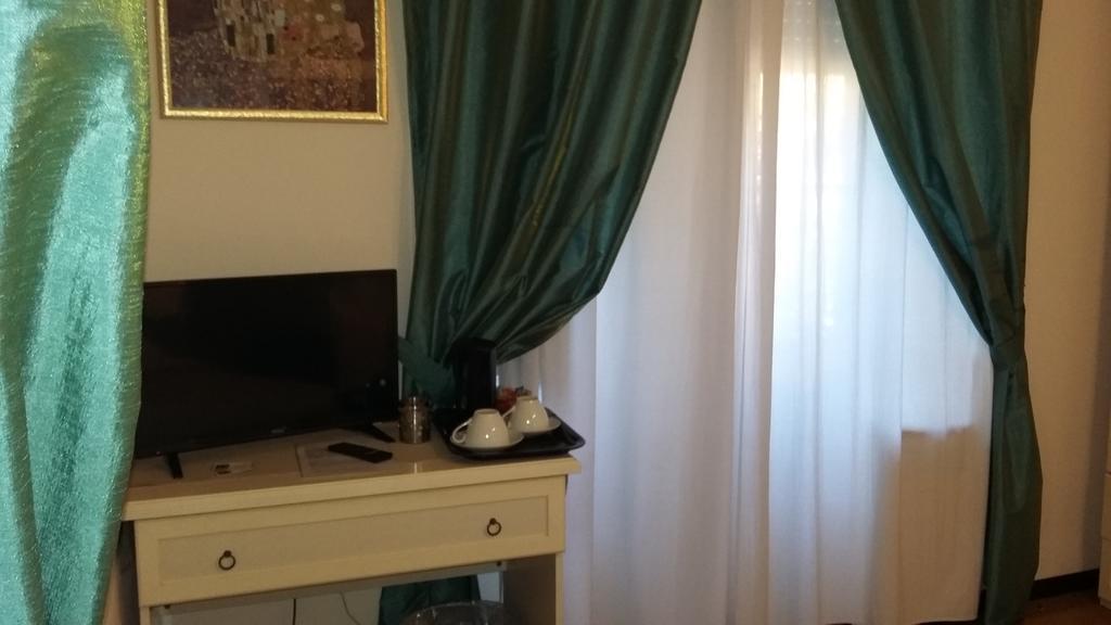 I Tre Pupazzi Bed & Breakfast Rome Exterior photo