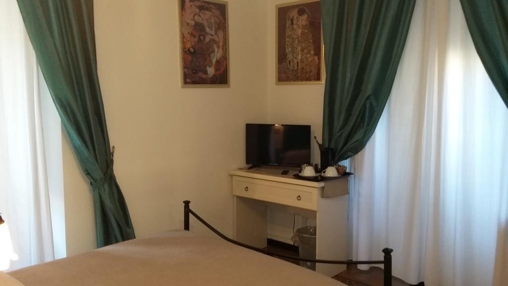 I Tre Pupazzi Bed & Breakfast Rome Exterior photo
